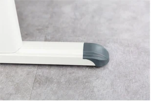 Table leg details Table leg details